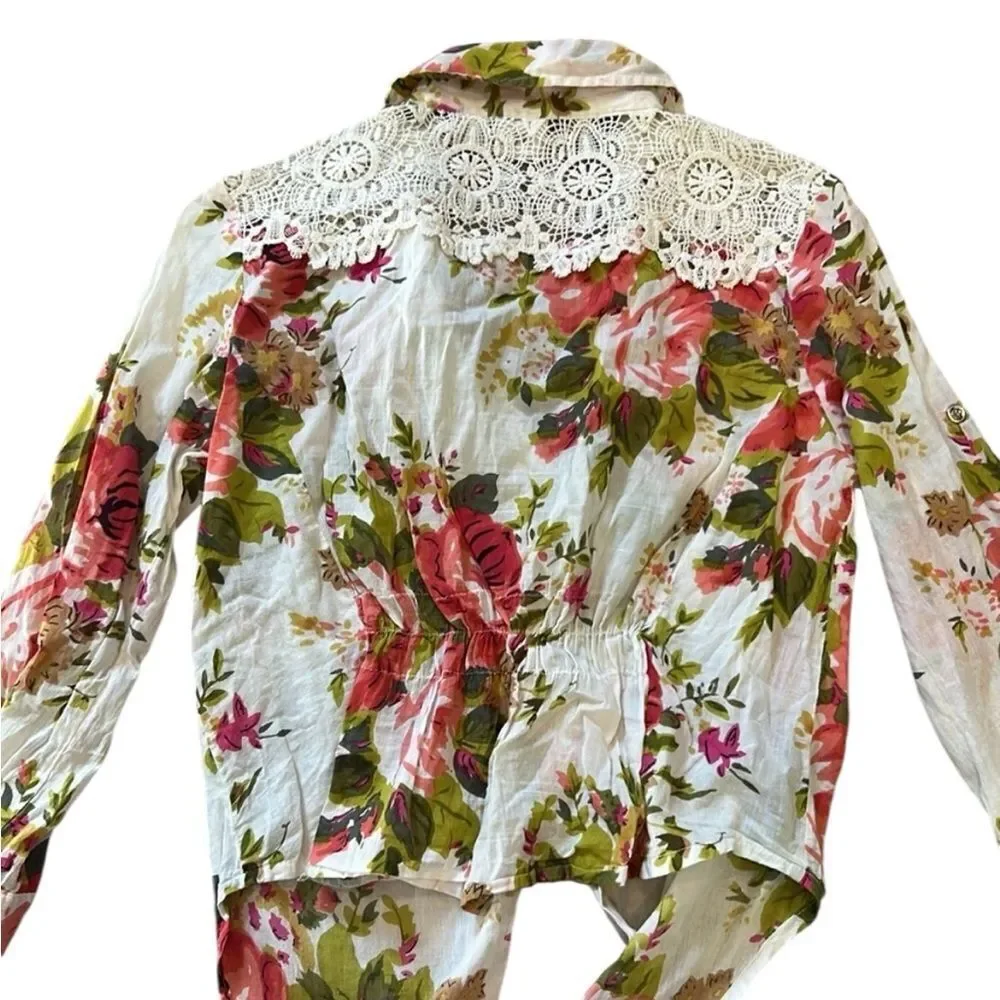 Raga pearl snap tie up blouse size small Floral Lace Button-Up Blouse